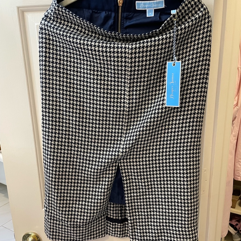 Black and White Houndstooth Pencil Skirt